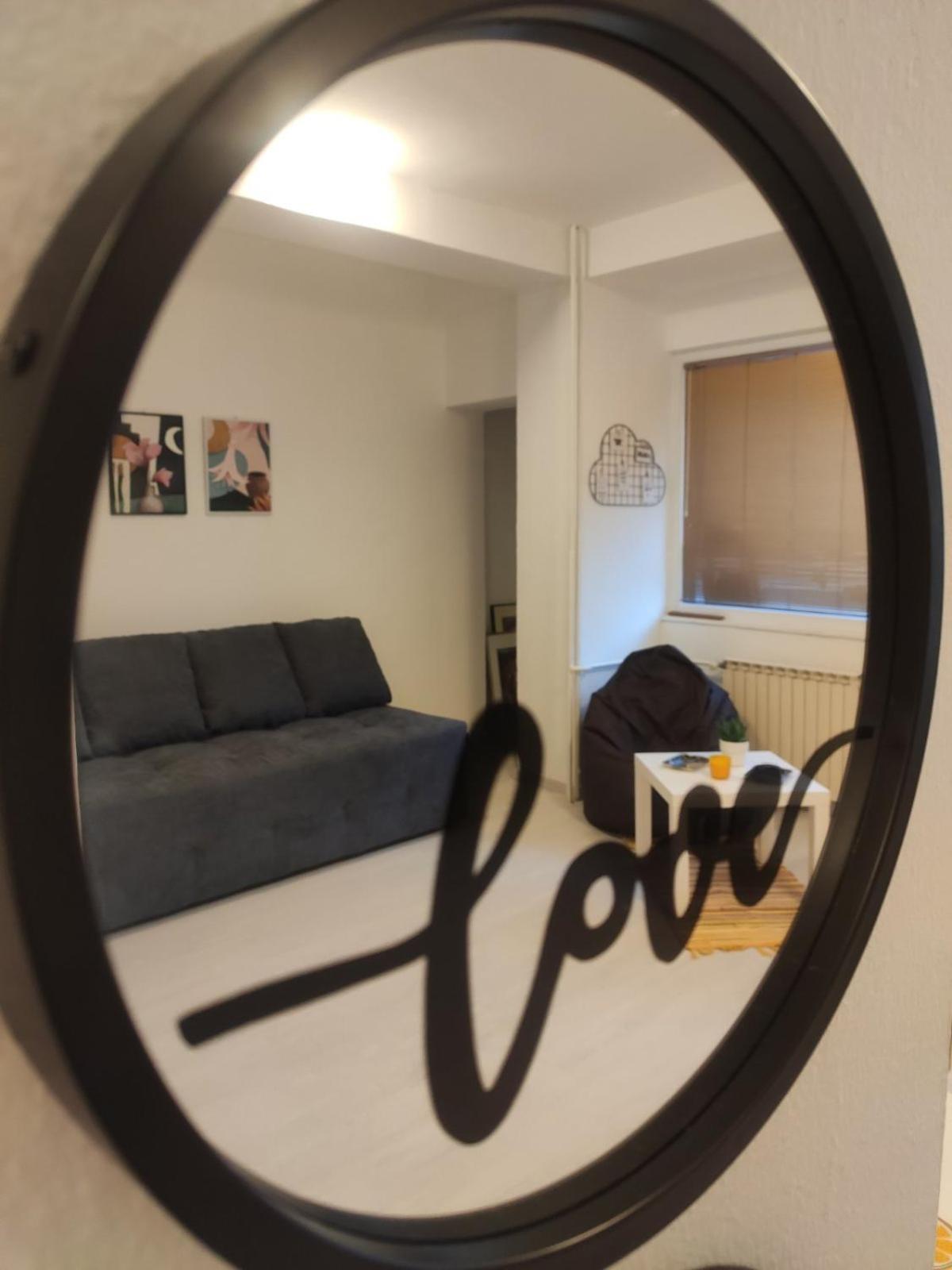 City Center White Apartment! Skopje Zewnętrze zdjęcie