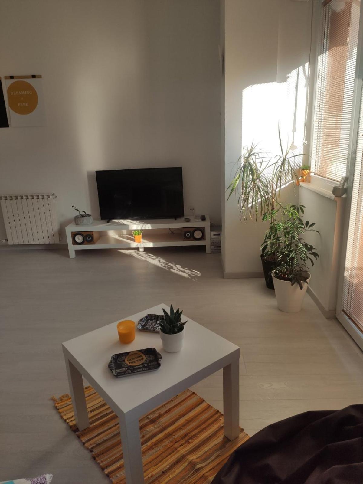 City Center White Apartment! Skopje Zewnętrze zdjęcie